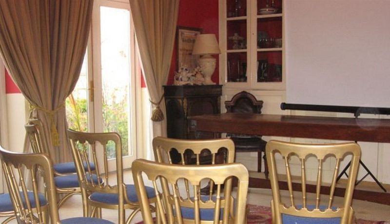 Hotel Photo 12