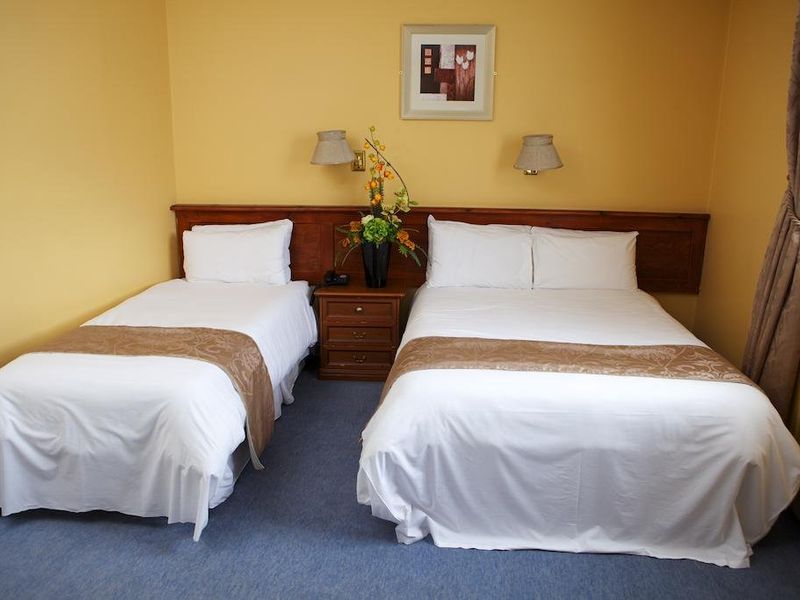 Hotel Photo 1