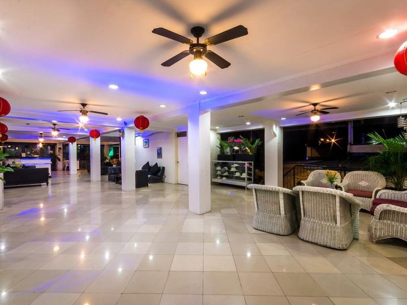 Hotel Photo 8