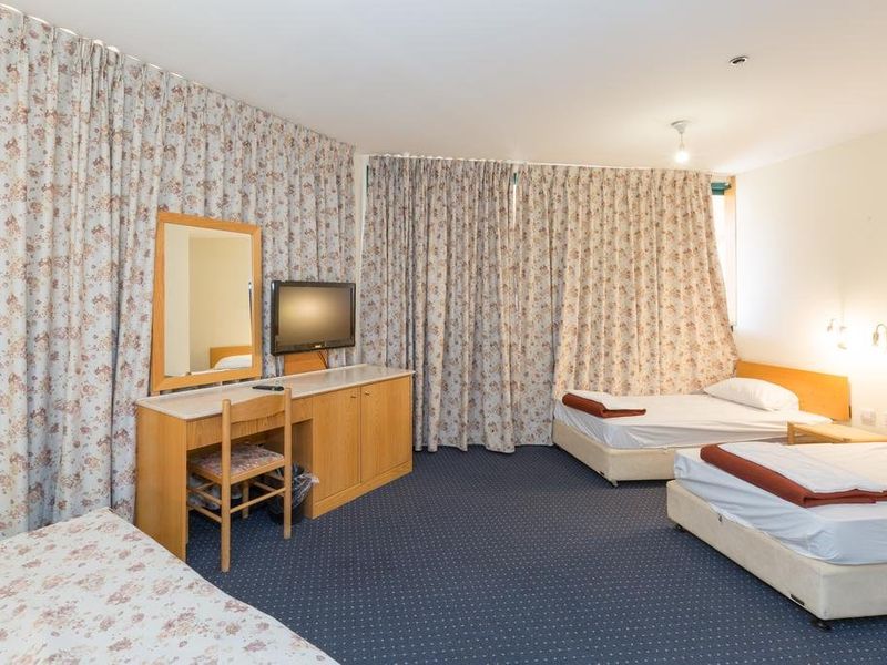 Hotel Photo 1