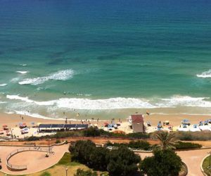 Nitza Seaview Apartments Netanya Israel