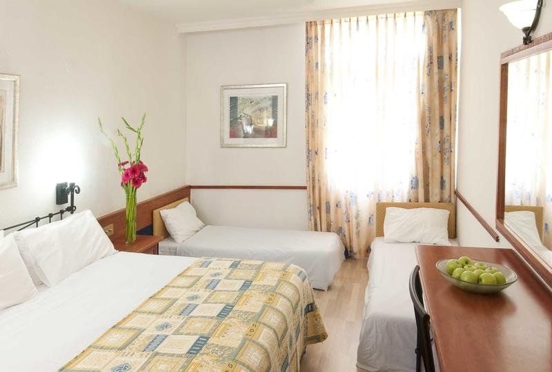 Hotel Photo 1