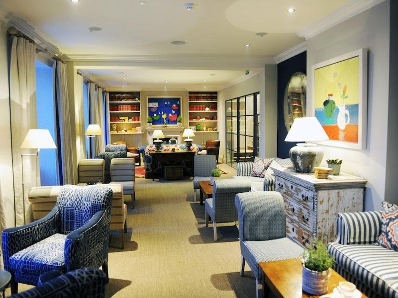 Hotel Photo 6