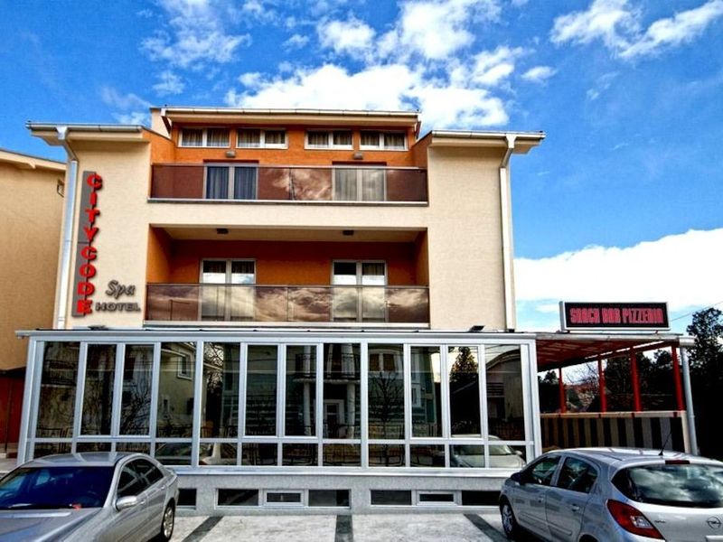 Hotel Photo 1