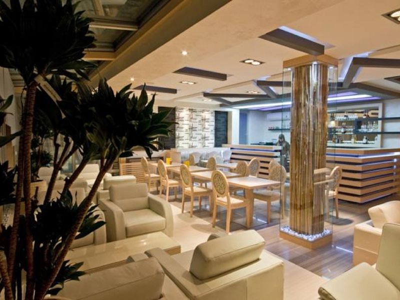 Hotel Photo 15