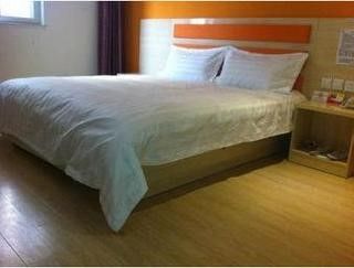 Super 8 Hotel Langfang Jin Ron