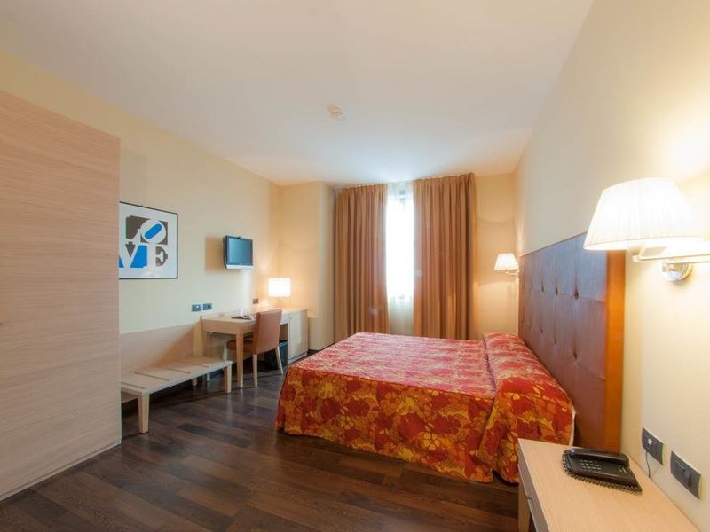 Hotel Photo 4