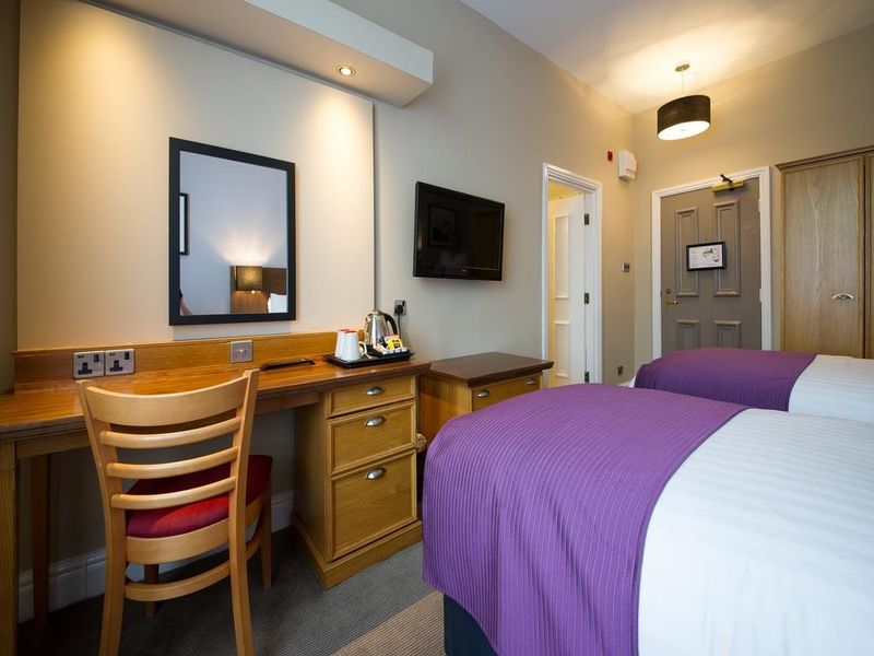 Hotel Photo 9