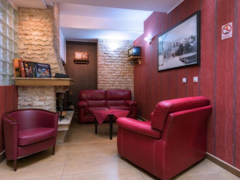 Hotel Photo 9