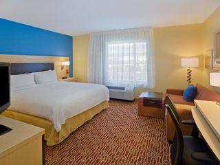 Hotel pic TownePlace Suites Ann Arbor South