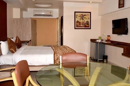 Budget Inn Palm Regency