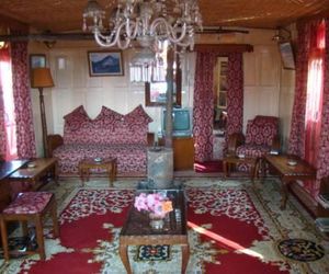 Mandalay Houseboats Srinagar India