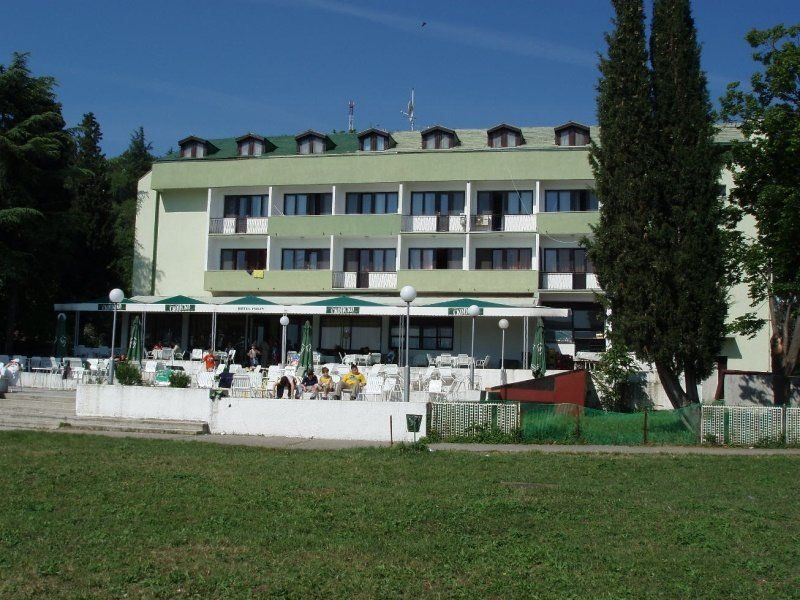 Hotel Photo 8