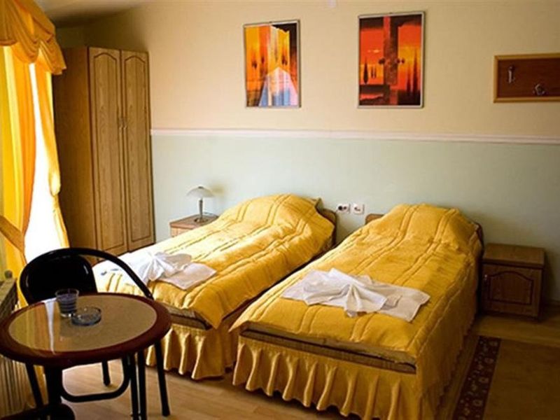 Hotel Photo 1