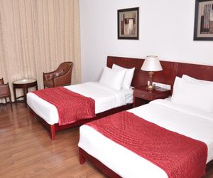 Lilywhite Hotel Sultanpur India