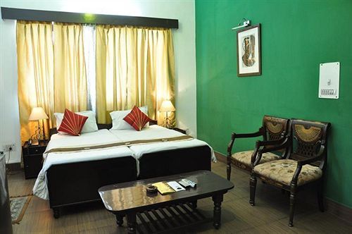 FabHotel Pulse Impulse