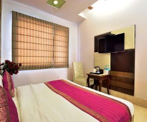 Hotel Taksh Inn Delhi City India