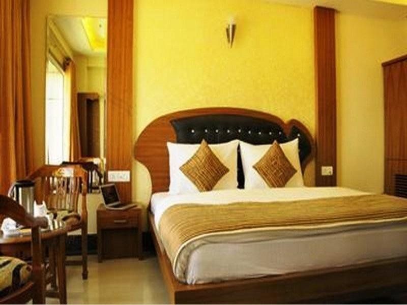 Hotel Photo 6