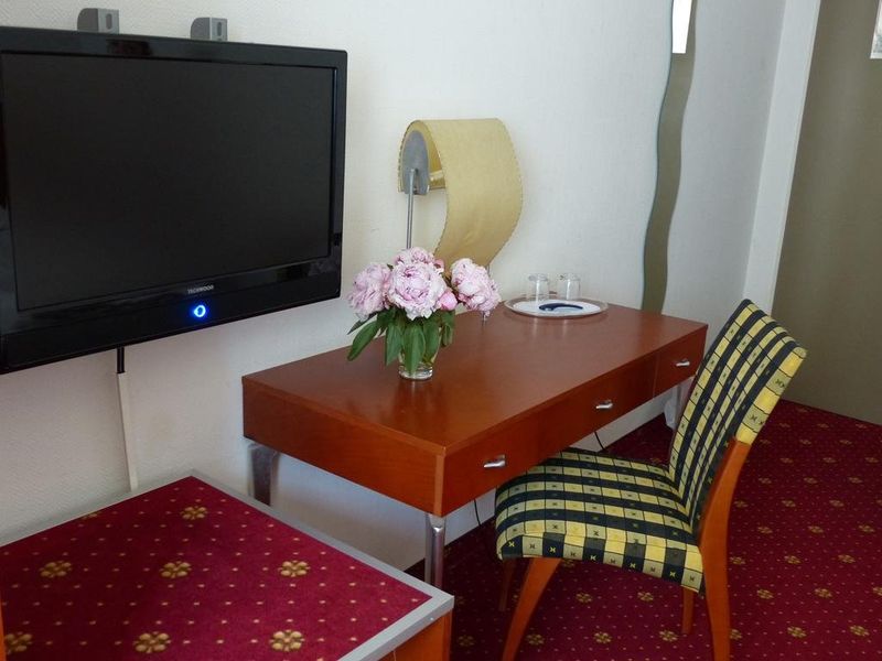 Hotel Photo 8