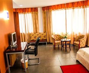 Maxlot Hotel Accra Ghana