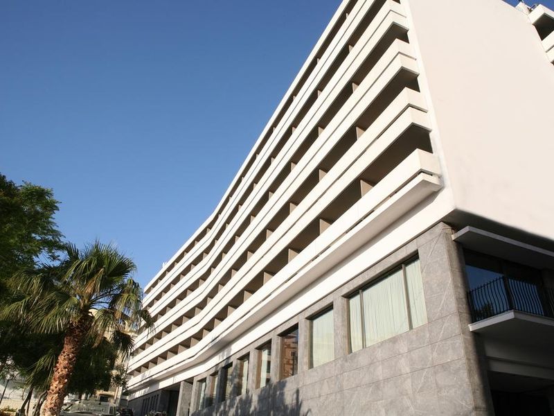 Hotel Photo 1