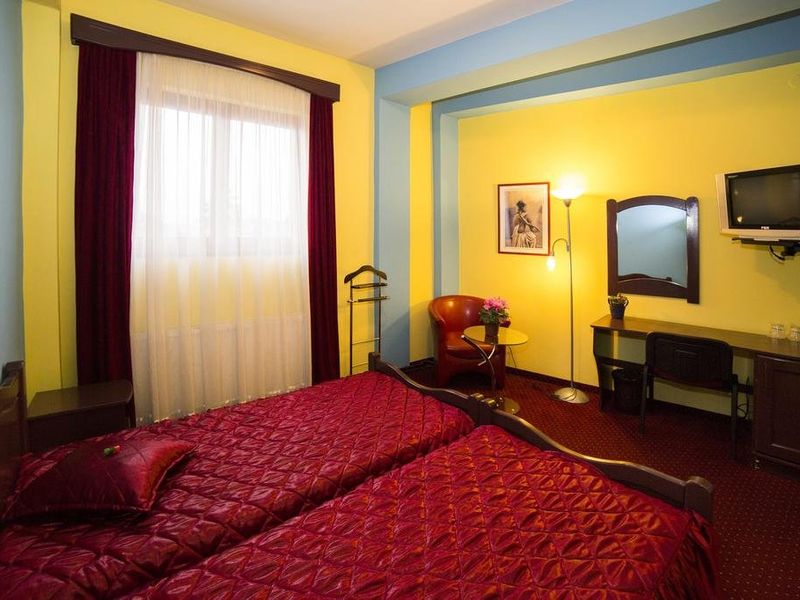 Hotel Photo 1