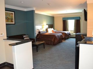 Фото отеля Red River Inn and Suites