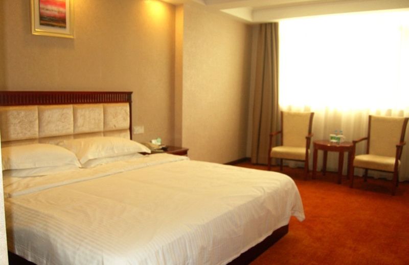 GreenTree Inn Guangdong Shantou Chaoyang Mianxi Road Business Hotel