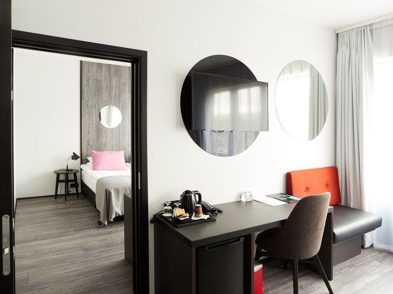 Hotel Photo 1
