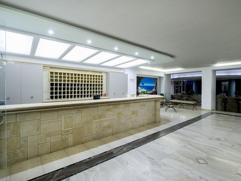 Hotel Photo 14