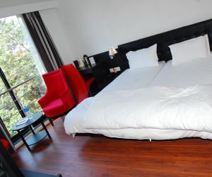 Hotel 1 Lovelock Kolkata India