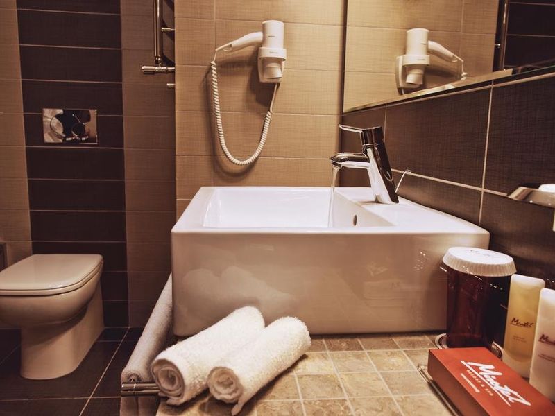 Hotel Photo 12