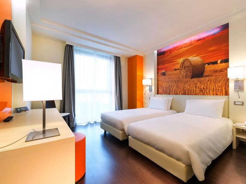 Hotel Photo 3