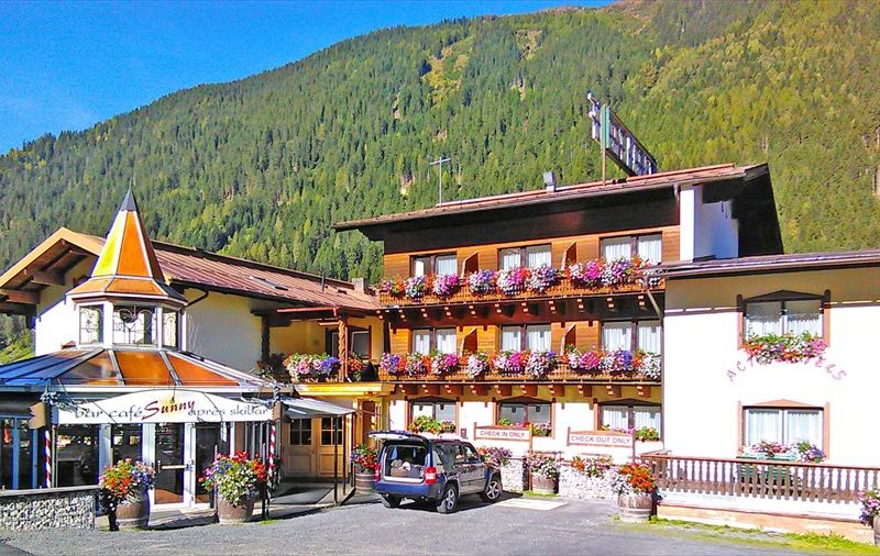 Hotel Photo 22