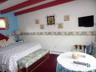 Hotel pic Claddagh Motel & Suites