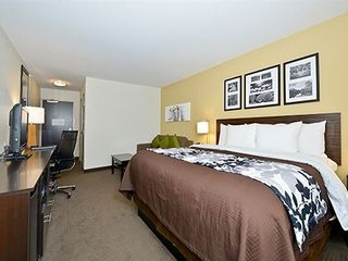 Hotel pic Sleep Inn & Suites Fargo Medical Center