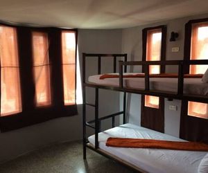 Leos Hostel & Backpacker Haad Rin Thailand