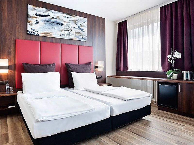 Hotel Photo 1