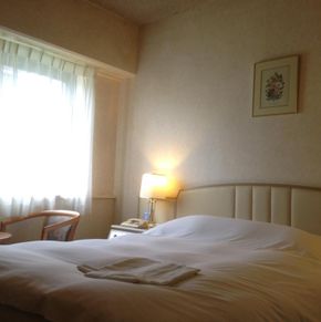 NearBy Hotel