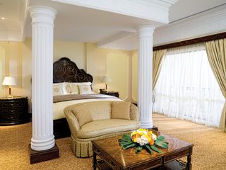 Фото отеля The Regency Hotel, Kuwait