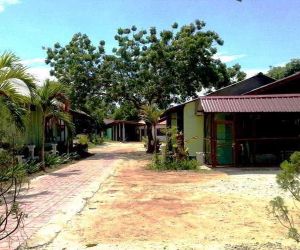 Mali Perdana Resort Pantai Cenang Malaysia