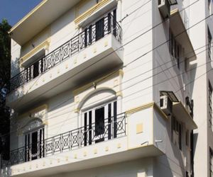 Mirchi Bite Service Apartment Kolkata India