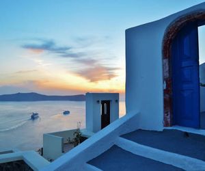Fira White Residence Fira Greece