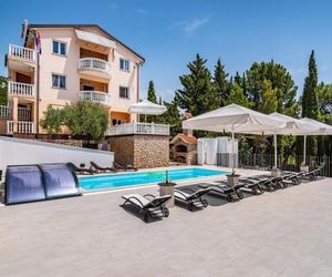 Apartments Prkačin Starigrad Croatia