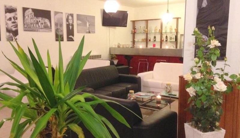 Hotel Photo 9