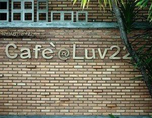 OYO 623 Cafe@Luv22 Phuket Town Thailand