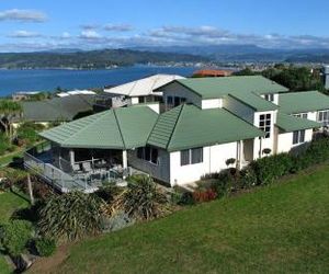 Centennial Heights Accommodation Whitianga New Zealand