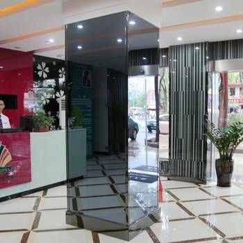 Hotel Photo 8