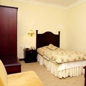 NearBy Hotel