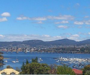 Ashwood Apartment - Bellerive Hobart Australia